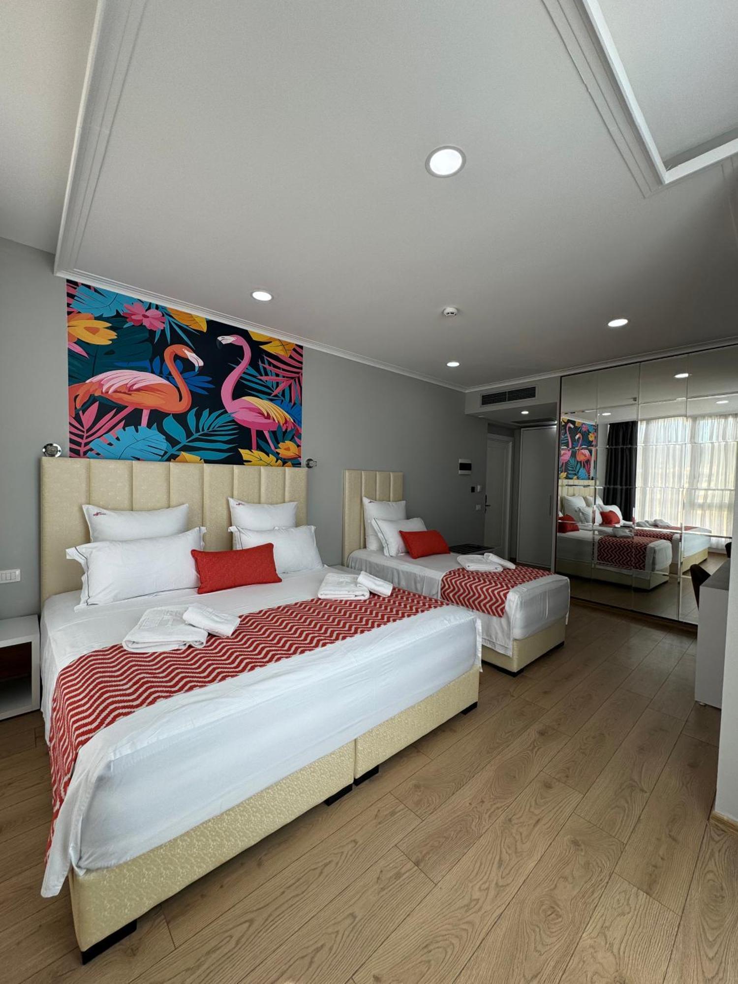 Hotel Britania Vlorë Rum bild