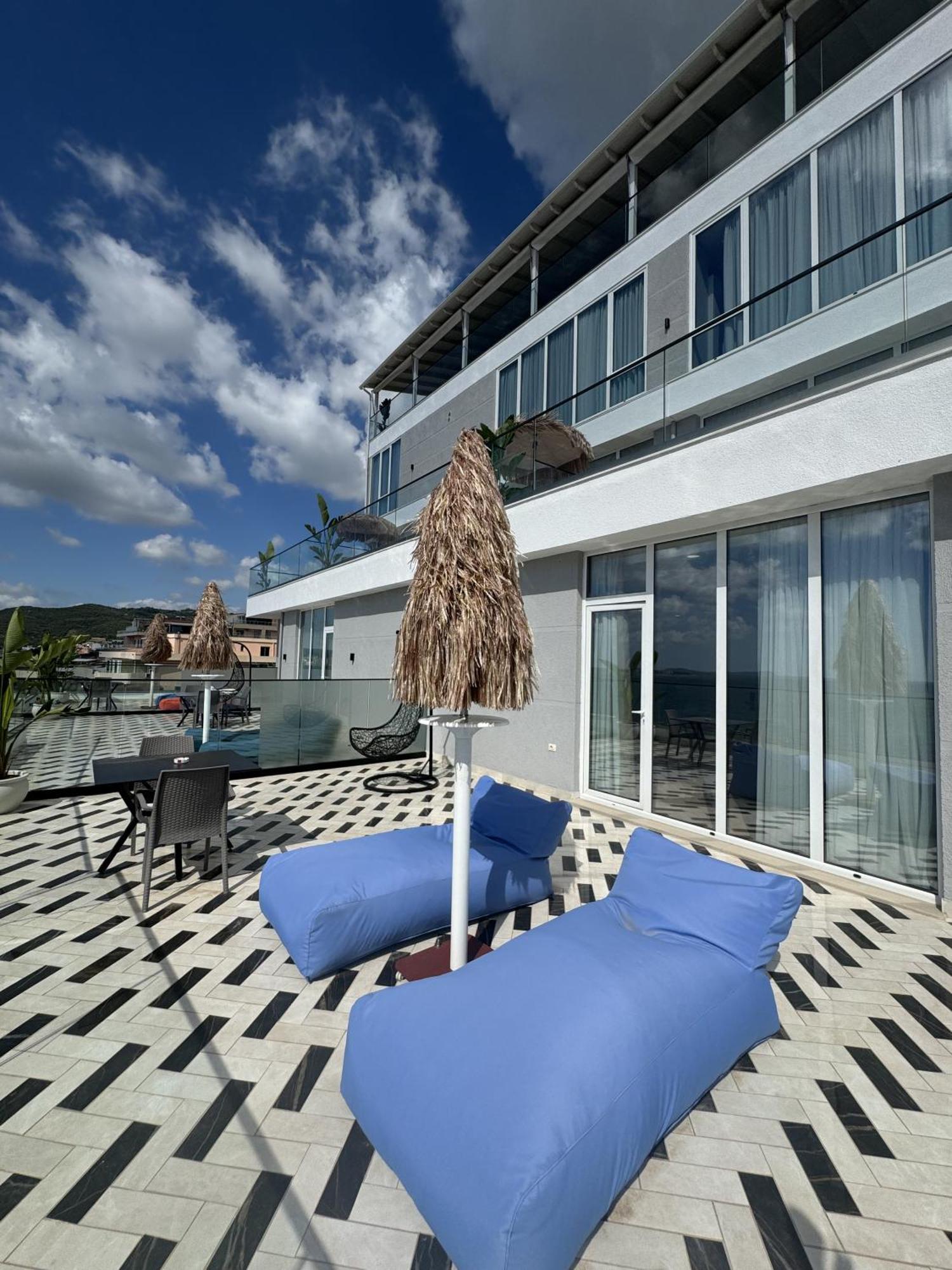 Hotel Britania Vlorë Rum bild